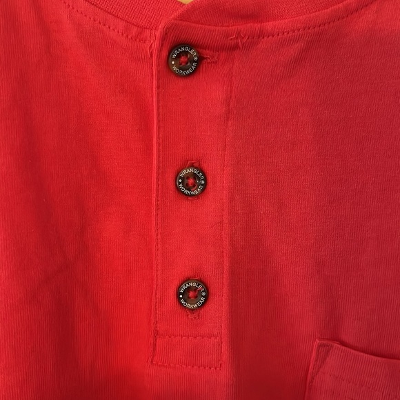 Red wrangler, workwear shirt size extra large - Picture 3 of 6